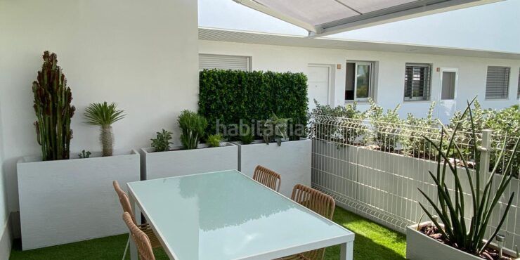 Foto 7e3b5af8-7805-4c6c-a40f-6743d2084706. Apartament amb calefacció aparcament piscina a Aguadulce - Almadraba - Punta Candor Rota