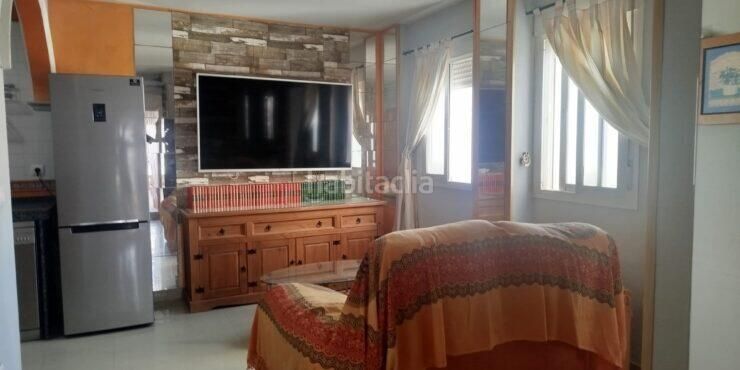 Foto a8d1cf9a-d3a0-4938-8390-bb7282ccd103. Flat in El Chorrillo - El Molino Rota