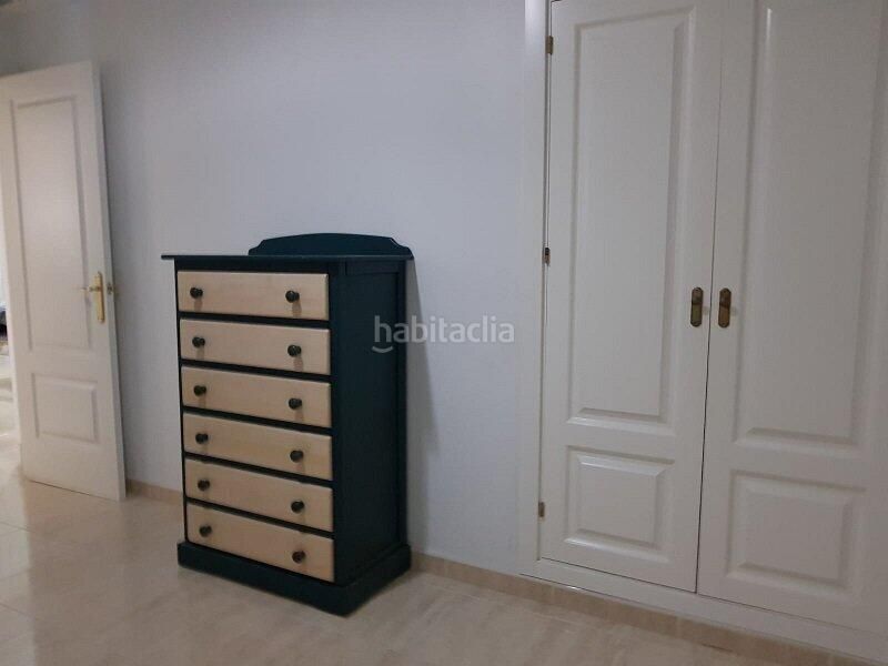 Foto 1a408771-6760-45c1-94b6-dce1724b9f98. Pis a Zona Carrefour Rota