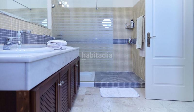 Foto 5d3c4312-ed75-43e5-9431-f29bc920d33b. Chalet con riscaldamento parcheggio piscina in Sotogrande alto Sotogrande