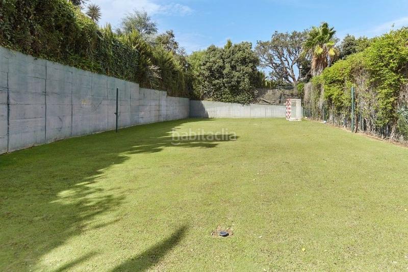 Foto f94053a9-ea46-4667-b0d6-9b92aef21840. Chalet con riscaldamento parcheggio piscina in Sotogrande alto Sotogrande