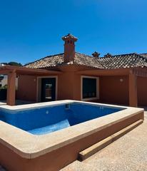 Àtic a Avenida de los alisos 3. Exclusivo ático dúplex con vistas panorámicas en artola, marbell