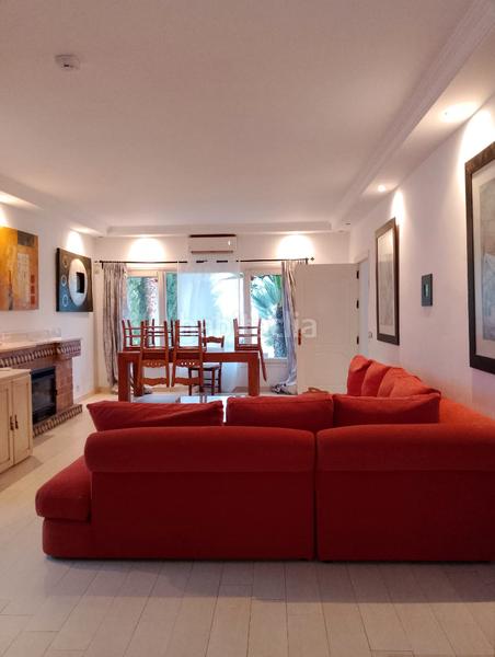 Foto 3bf43ba8-81de-4ef1-9f6f-2ad522d07b14. Chalet  a 150 m de la playa chullera, estepona en Manilva