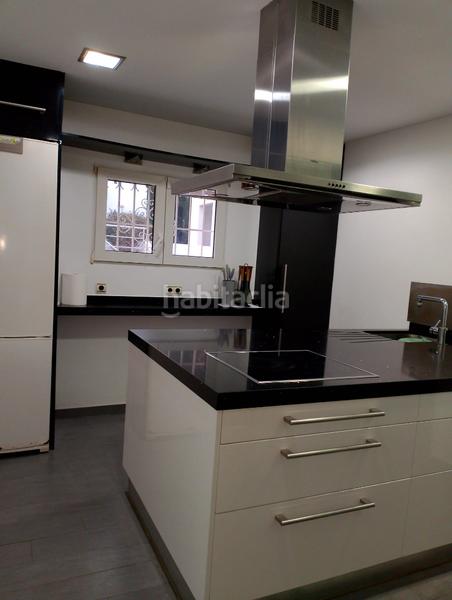 Foto 9c4d0d42-520d-4101-b328-7b67940a4953. Chalet  a 150 m de la playa chullera, estepona en Manilva