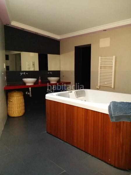 Foto c960b571-a367-4fb0-b8d6-88028b786fe4. Chalet  a 150 m de la playa chullera, estepona en Manilva