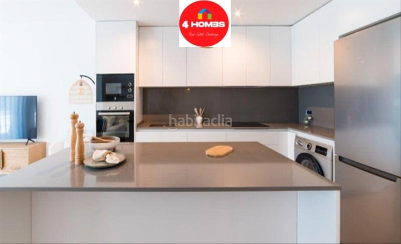 Foto e7aae48c-1643-49b7-8f65-4ec1a1586e6b. Apartament amb aparcament piscina a Los Llanos Estepona
