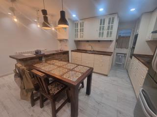 Appartement  Avenida cristo de las cadenas. Magnífico piso oviedo