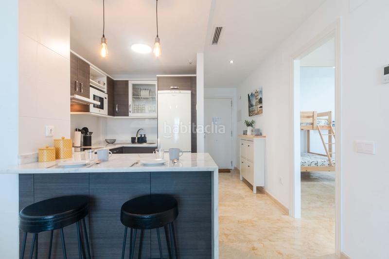 Foto 50cab98c-de2b-4aaa-9f15-eff8dba5b716. Àtic amb piscina a Chullera Manilva