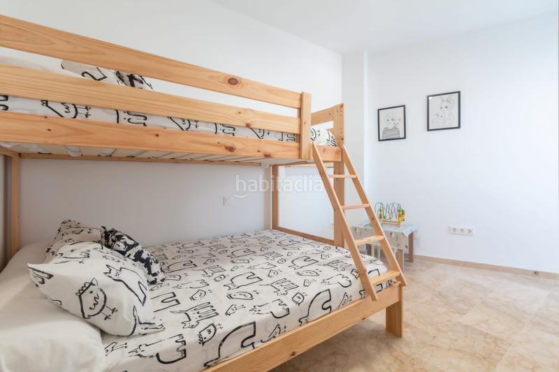 Foto 8e86ef3f-e8ea-4bfe-a20b-a8941b7530f0. Àtic amb piscina a Chullera Manilva