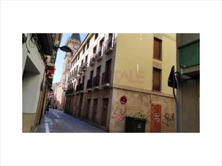 Local commercial à El Rabal. Local en edificio en construcción en pleno centro de villena, da