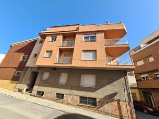 Piso en Las Cruces. Se vende edificio en construcción, muy próximo a la avenida de l