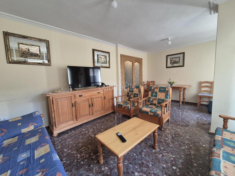 Foto ffeb258a-8f85-45cd-bf31-eaafd749d718. Pis a El Carril - Paseo de Chapi Villena