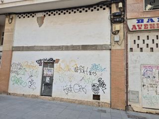 Local Comercial a Paruque ruperto chapí  4. Local  comercial en centro de villena