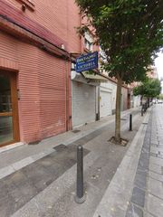 Local Comercial a Calle Juan XXIII 18