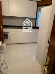 Lloguer Pis a Centro. Piso en alquiler en ourense, con 125 m2 y calefacción gasoil.