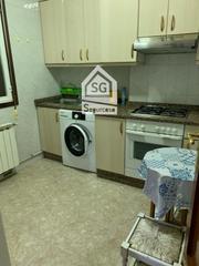 Appartement à Ventiun. Pisos en ourense