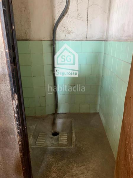 Foto e7ad0d17-3252-4cbb-9496-e61002d1d8d6. Local comercial en Centro Ourense