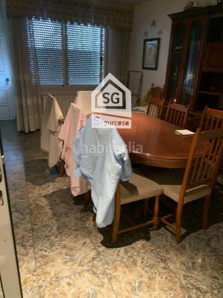 Foto 467aae92-0052-406b-b388-655f03c3e622. Semi detached house with heating parking in As Lagoas Ourense