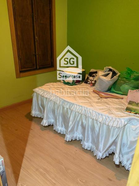 Foto 5669e800-2a4c-4a63-9b9b-ea74a3b96f53. Semi detached house with heating parking in As Lagoas Ourense