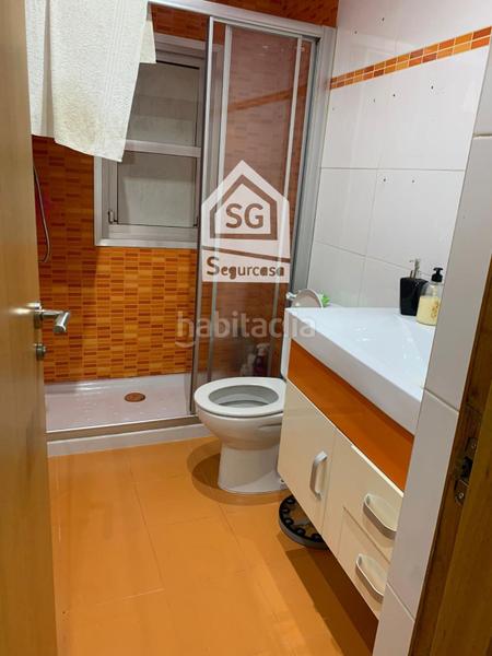 Foto 6b317bd1-f4f1-4e68-9b4e-ae14f7ecdd75. Semi detached house with heating parking in As Lagoas Ourense