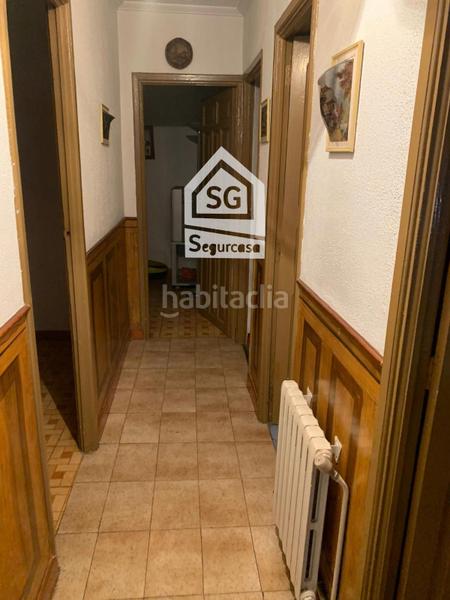 Foto e68abaad-7c61-4fb8-9e94-03d7dba1518a. Semi detached house with heating parking in As Lagoas Ourense