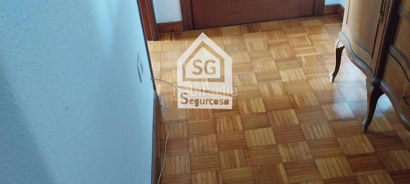 Foto f690cf1b-1893-48ed-b325-c2f8041f700d. Appartamento in Ventiun Ourense