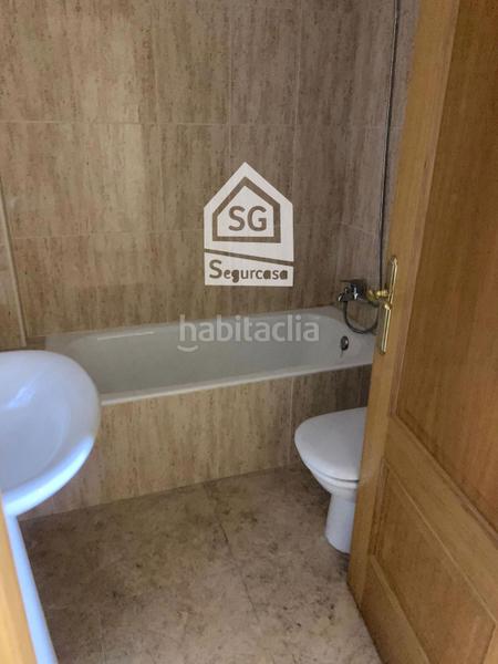 Foto 0595afd7-3247-46aa-be04-3585f6b90d50. Appartamento con riscaldamento parcheggio in Centro Ourense