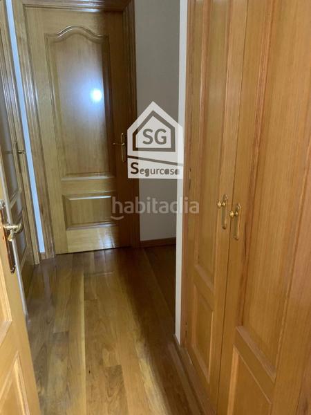 Foto 2a2b55a6-c8e9-4586-8bda-33c25db2aa1a. Appartamento con riscaldamento parcheggio in Centro Ourense