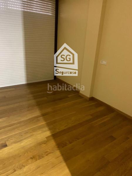 Foto e9fa85af-d95f-479f-b079-357d3a33c9d4. Appartamento con riscaldamento parcheggio in Centro Ourense