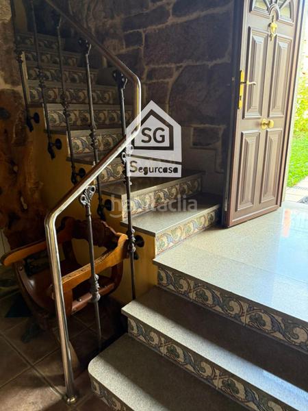 Foto 00c5d260-598c-4935-bf71-7547de14f46c. Casa adosada chalet espectacular con licencia vacacional en Ourense