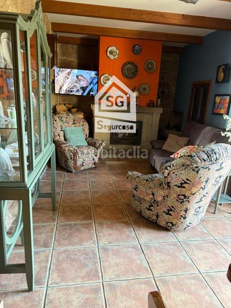 Foto aaeb73c0-aa31-40f2-be75-6096edb50165. Casa adosada chalet espectacular con licencia vacacional en Ourense
