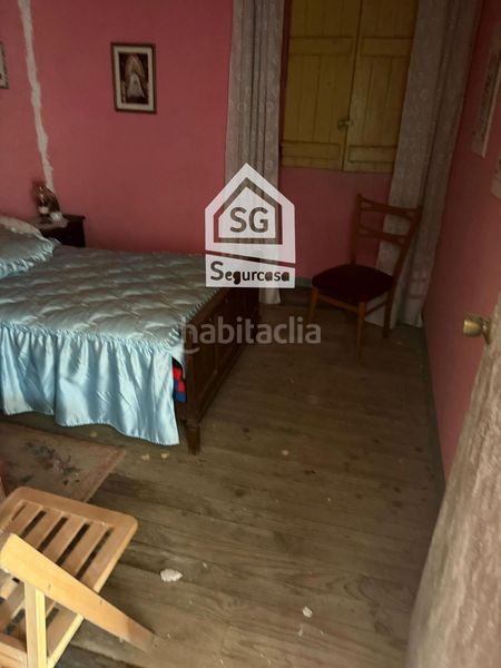 Foto 4600c5d5-3d8f-48fe-93af-e99cbb07924e. Casa adossada a Cenlle