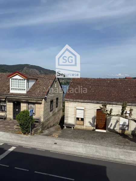Foto aa006e68-95a8-49fb-9e12-e2eb449a529d. Casa adossada a Cenlle