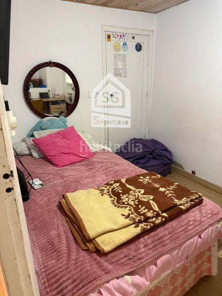 Foto abaa2285-1ccd-4ec2-905d-c2c63b4a8b04. Casa adossada a Amoeiro