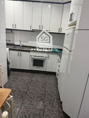Etagenwohnung in Centro. Oportinidad de compra de piso a 5 minutos calle paseo