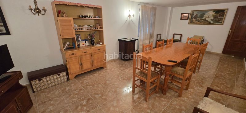 Foto ad6b8f20-8a2d-48d8-a376-d08b2e176c69. Xalet amb xemeneia calefacció aparcament a Villacastín