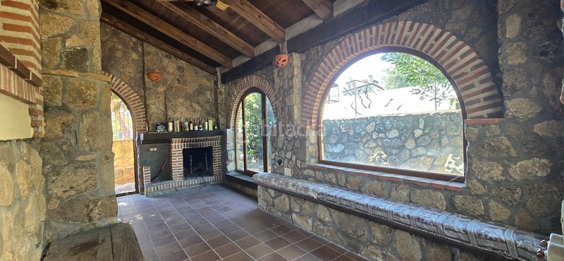 Foto 29f4b53a-f062-49ac-9657-dd6950245c09. Casa amb xemeneia calefacció aparcament a Villacastín