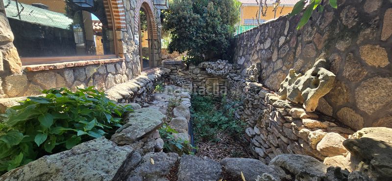 Foto 7f3141fe-3aa8-40a1-b4ce-a1ccde1a06bc. Casa amb xemeneia calefacció aparcament a Villacastín