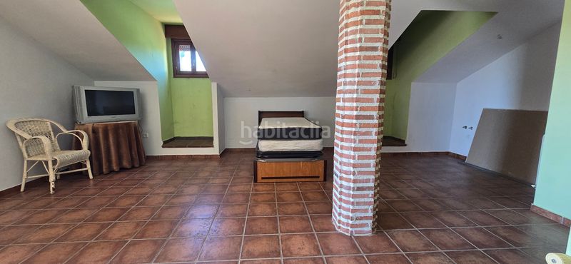 Foto 86781150-39d5-429b-a7f6-574614bf269b. Casa amb xemeneia calefacció aparcament a Villacastín