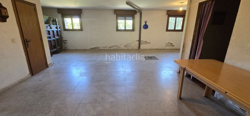 Foto b07a1db6-4396-4f98-8ea9-2ab0238bcb50. Casa amb xemeneia calefacció aparcament a Villacastín