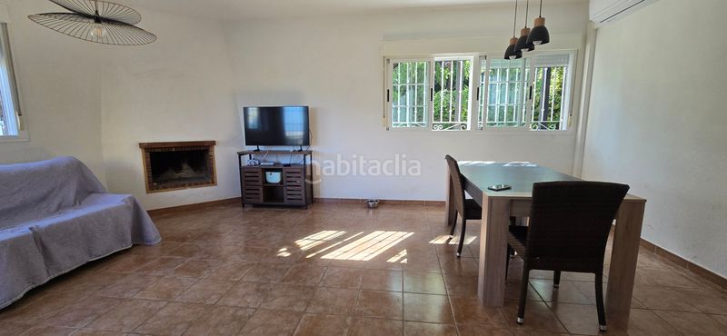 Foto 58509628-1362-4ec1-a8a0-4a50f5270fe6. Xalet amb xemeneia calefacció a Zarzuela del Monte