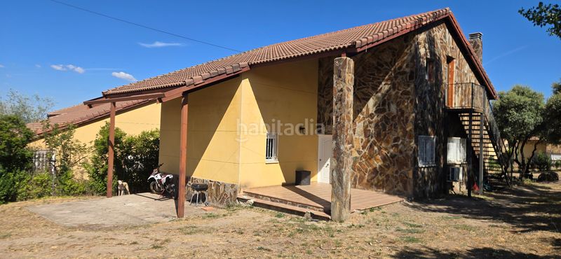 Foto c96217c4-0a44-40c4-aa84-fc538b21b966. Xalet amb xemeneia calefacció a Zarzuela del Monte