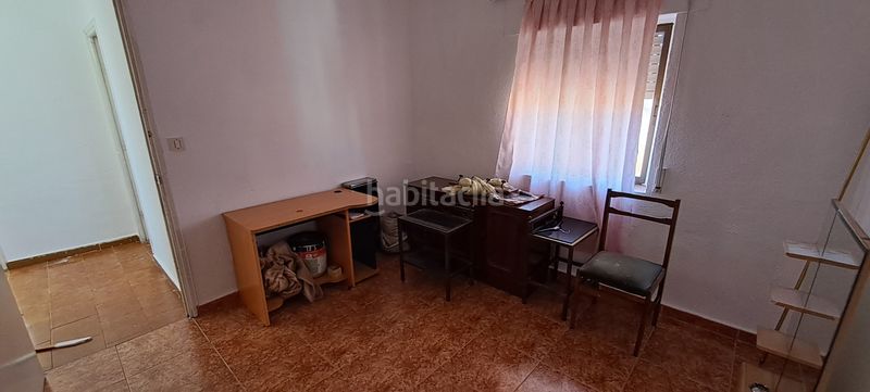 Foto 2410138d-1e30-490d-a4cc-e5d880a99fa1. Casa aparellada a Labajos