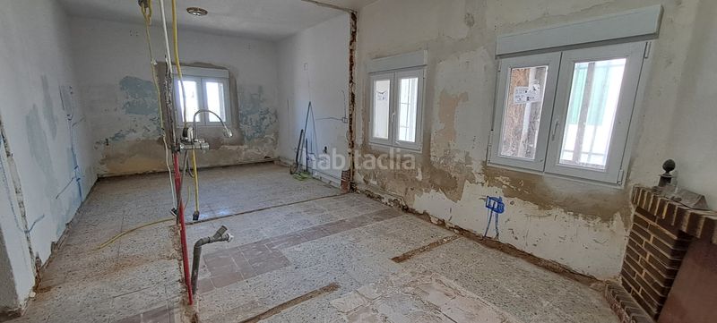 Foto 6e453d07-bbb6-414d-a854-7a45878f4ec1. Casa aparellada a Labajos