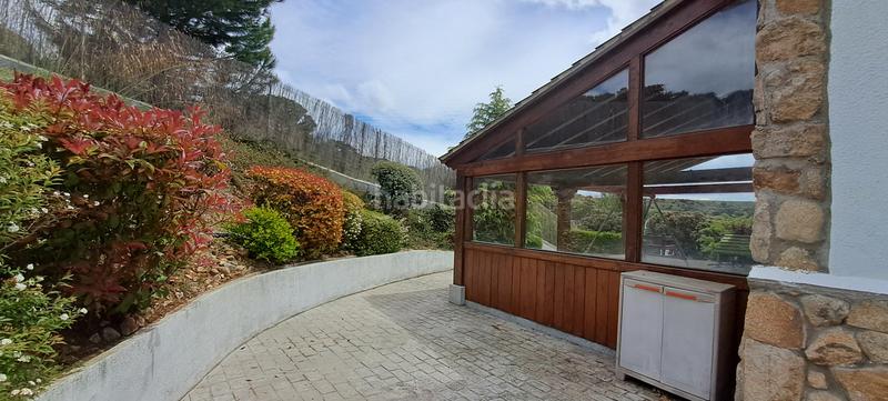 Foto 1d7ab6db-64a9-441f-bb11-0076a58b2ce0. Chalet avec cheminée chauffage dans Maello