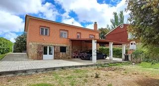 Chalet à Calle aldehuela 2. Urbz la fontanilla