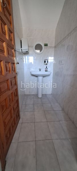 Foto d292420f-1bb1-4098-9501-f3b8f2f3d16f. Local comercial a Villacastín