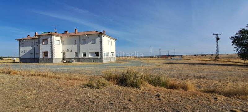 Foto e5b87275-fe42-4388-baf6-4d51100bd14f. Lloguer edifici a n-6 86 a Villacastín