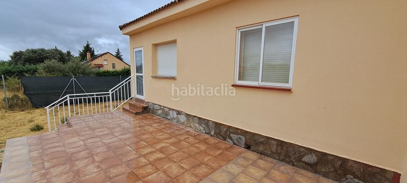 Foto c646e149-0842-4fe9-b889-415a98f9a457. Xalet a calle los abetos 11 a Zarzuela del Monte