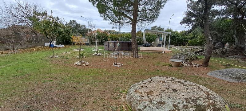 Foto 268fc074-8bb1-40dd-b7cf-bf475721f344. Chalet with fireplace parking in Ituero y Lama